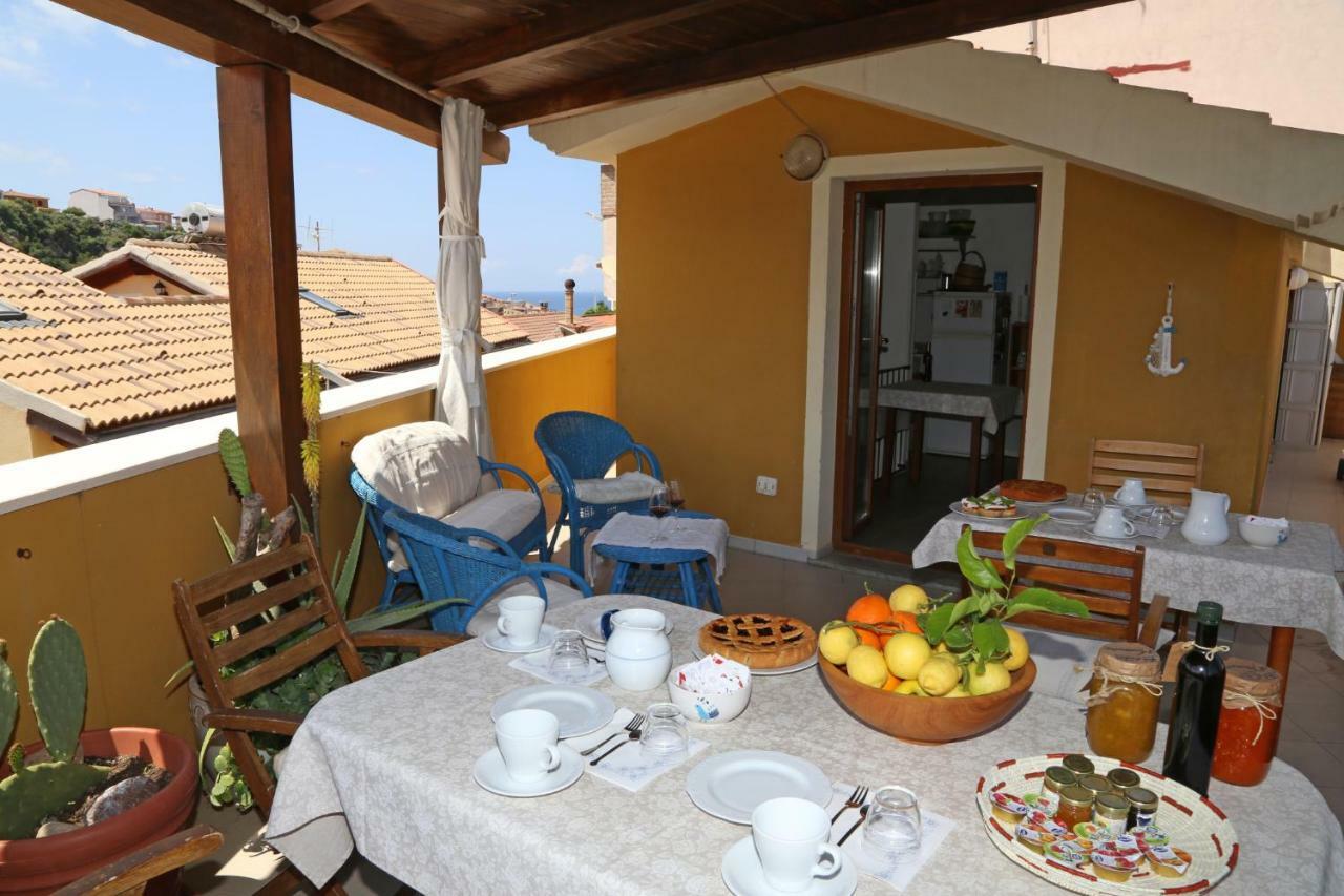 Il Tramonto Bed & Breakfast Castelsardo Bagian luar foto